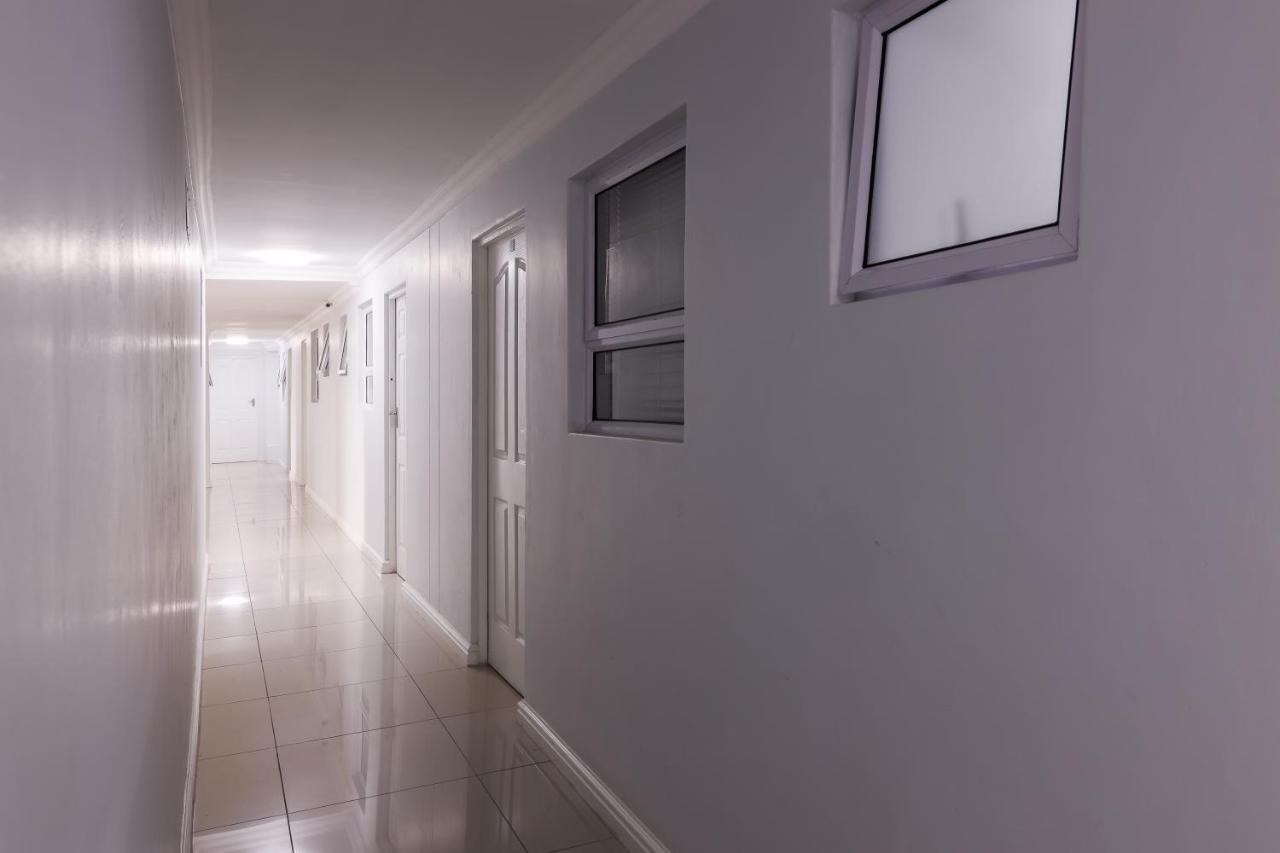 Modern Apartments At Cz Kubs East London Zewnętrze zdjęcie
